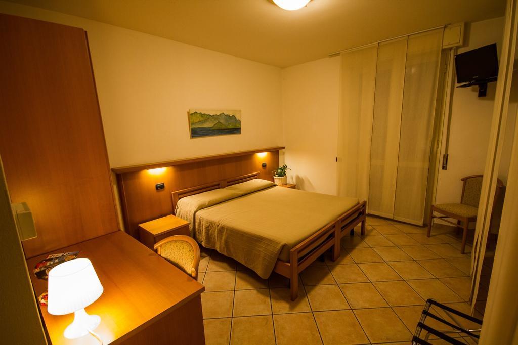 Albergo Lario Gera Lario Pokoj fotografie
