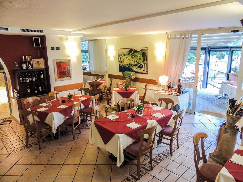 Albergo Lario Gera Lario Exteriér fotografie